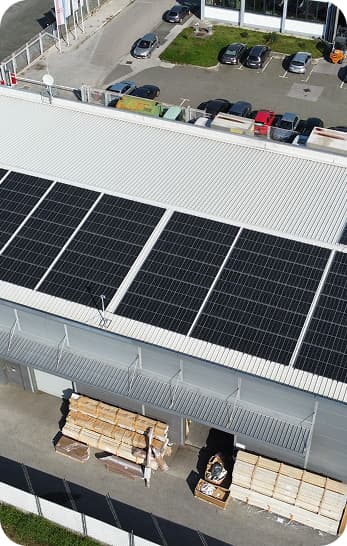 Solar comercial - Edificio con paneles solares